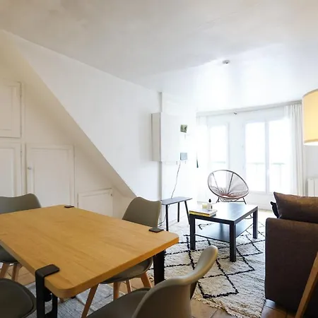 Apartament Very Nice Design Apartment In Grands Boulevards Paryż